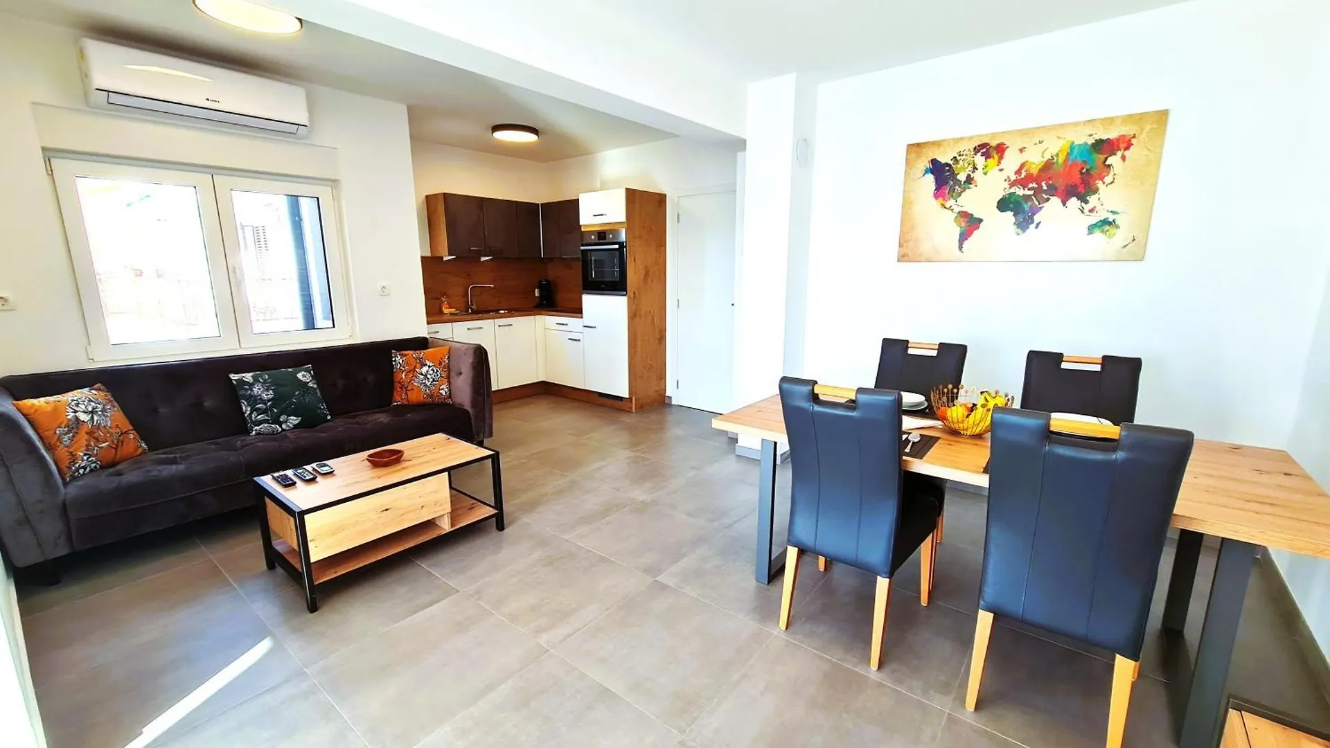 Mistral D Apartment Dramalj